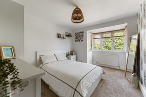 Photo 33- click for photo gallery